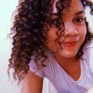 Meet your Posher, Anthonella